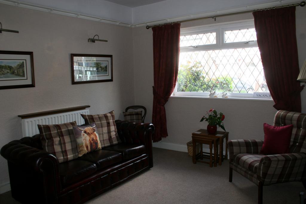 Mere Cottage B & B 奥萨格 外观 照片